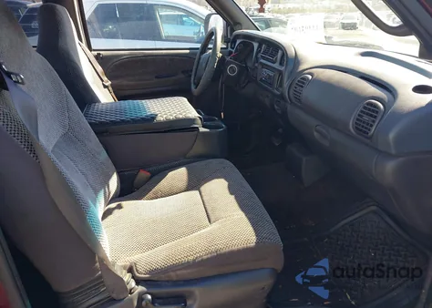 2000 Dodge Ram 1500 St z USA, uszkodzony, nr VIN 1B7HC13Y3YJ170750